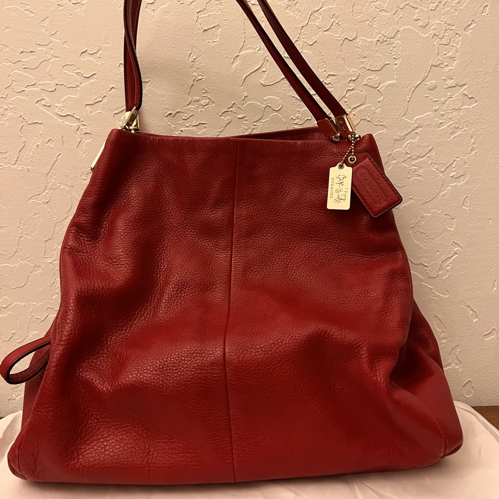 ❤️🔥Excellent Condition Red Leather Coach Shoulder Bag
